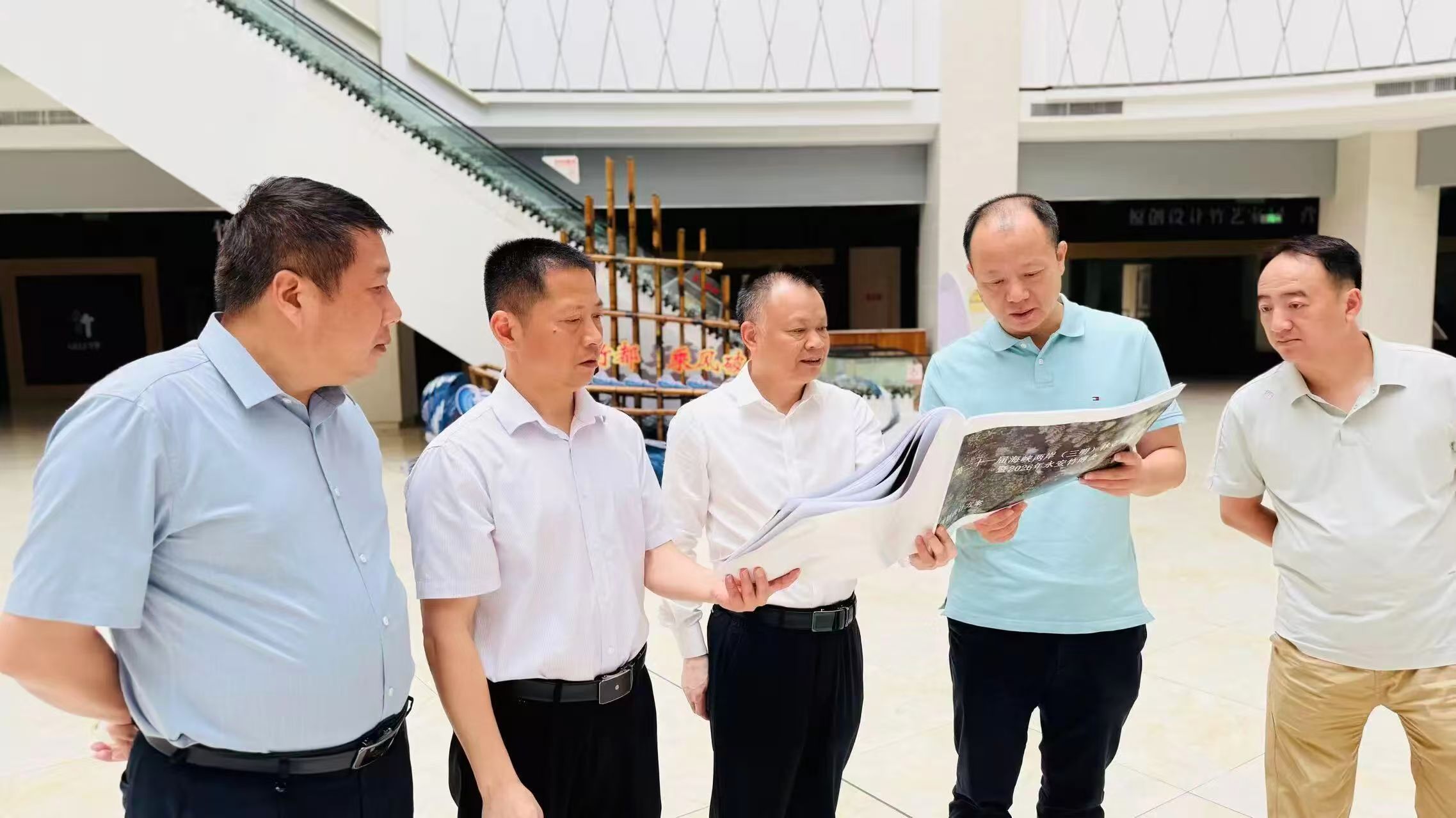 市人大常委会领导调研林博会筹备工作并走访挂钩联系企业